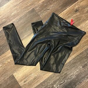 SPANX Faux Leather Leggings - Medium Petite